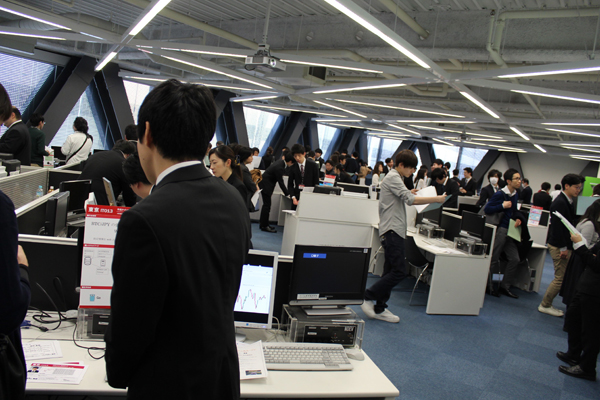 就活は学生側がいかに自分を企業に売り込むか　HAL東京の「就職作品プレゼンテーション」がスゴすぎた!!の画像9