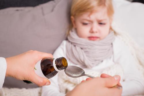 お薬を飲みたがらない子どもにお手上げ状態…。ひとりで悩まず、医療機関で相談をの画像1
