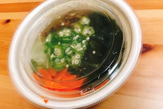 ファミマ「ネバネバ具材の生姜スープ」ボリューミーかつ後味さっぱりで飲みやすい！の画像3