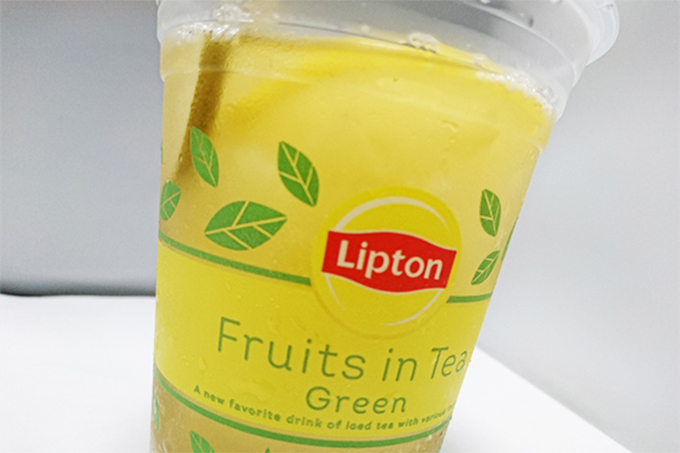 ローソン×リプトン「フルーツインティーグリーン」は3種のフルーツがインしてる！の画像1