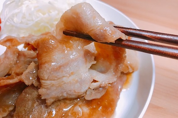 ファミマお母さん食堂・冷凍食品「豚の生姜焼き」はタレが美味しい！の画像5