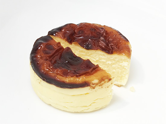 【完成】成城石井の「バスクチーズケーキ」はファンも唸る超本格派の画像8