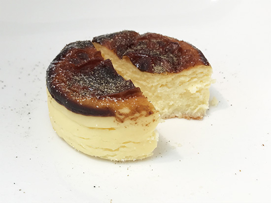 【完成】成城石井の「バスクチーズケーキ」はファンも唸る超本格派の画像10