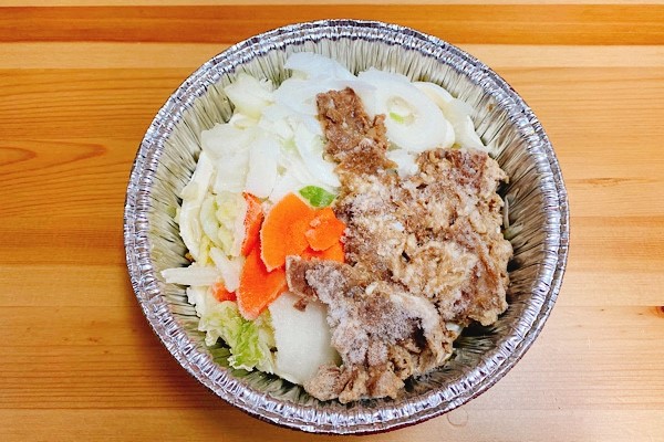 ファミマ「牛すき焼き鍋（うどん入り）」は本格的なすき焼きの味！の画像3