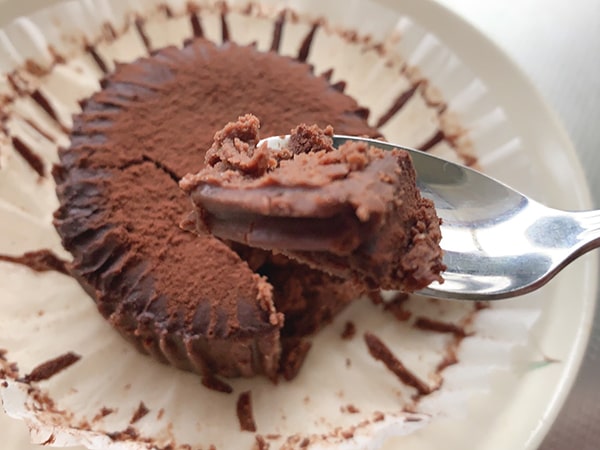 セブンイレブン「TERRINE～テリーヌショコラ～」にチョコケーキの概念をひっくり返された！の画像7