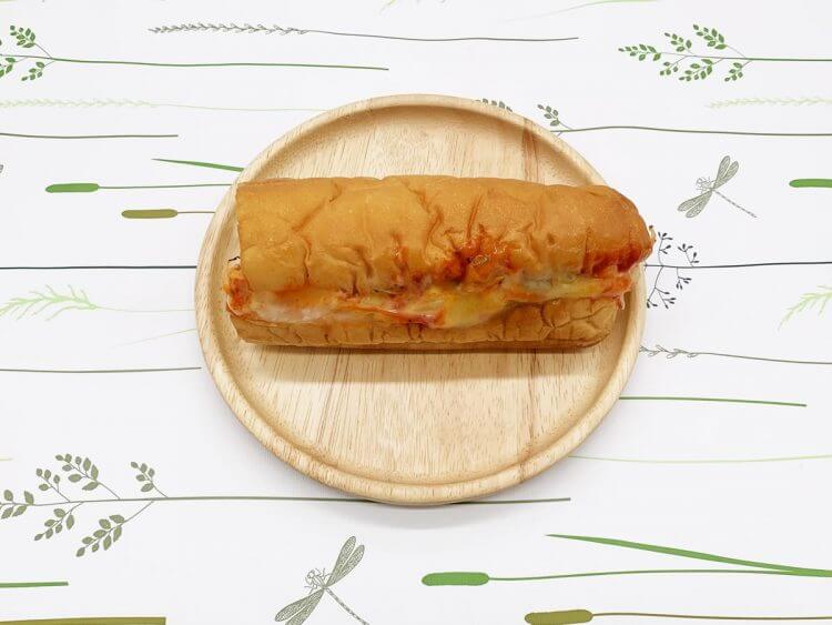 サブウェイのサインドイッチ型ピザが美味しい！「ピザ　バジルトマトチキン」を実食の画像1