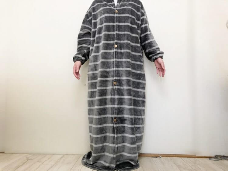 ニトリの「着る毛布」、ふわっふわ ＆ 超極暖で1989円という衝撃……！の画像6
