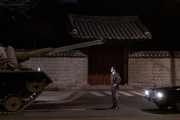 未だ謎の多い「パク大統領暗殺事件」をエンタメに昇華した韓国映画の凄み／『KCIA　南山の部長たち』の画像2